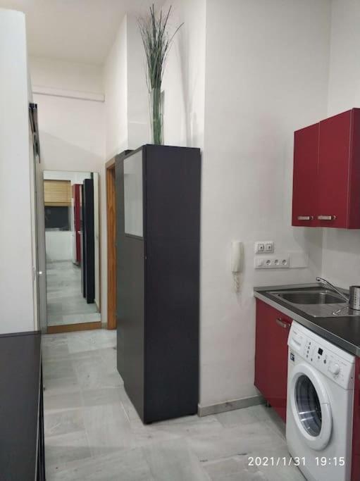 Jp7 Piso Y Parking 10Min Sevilla - Zona Comercial - Joyeria - Pescaderia كاماس المظهر الخارجي الصورة